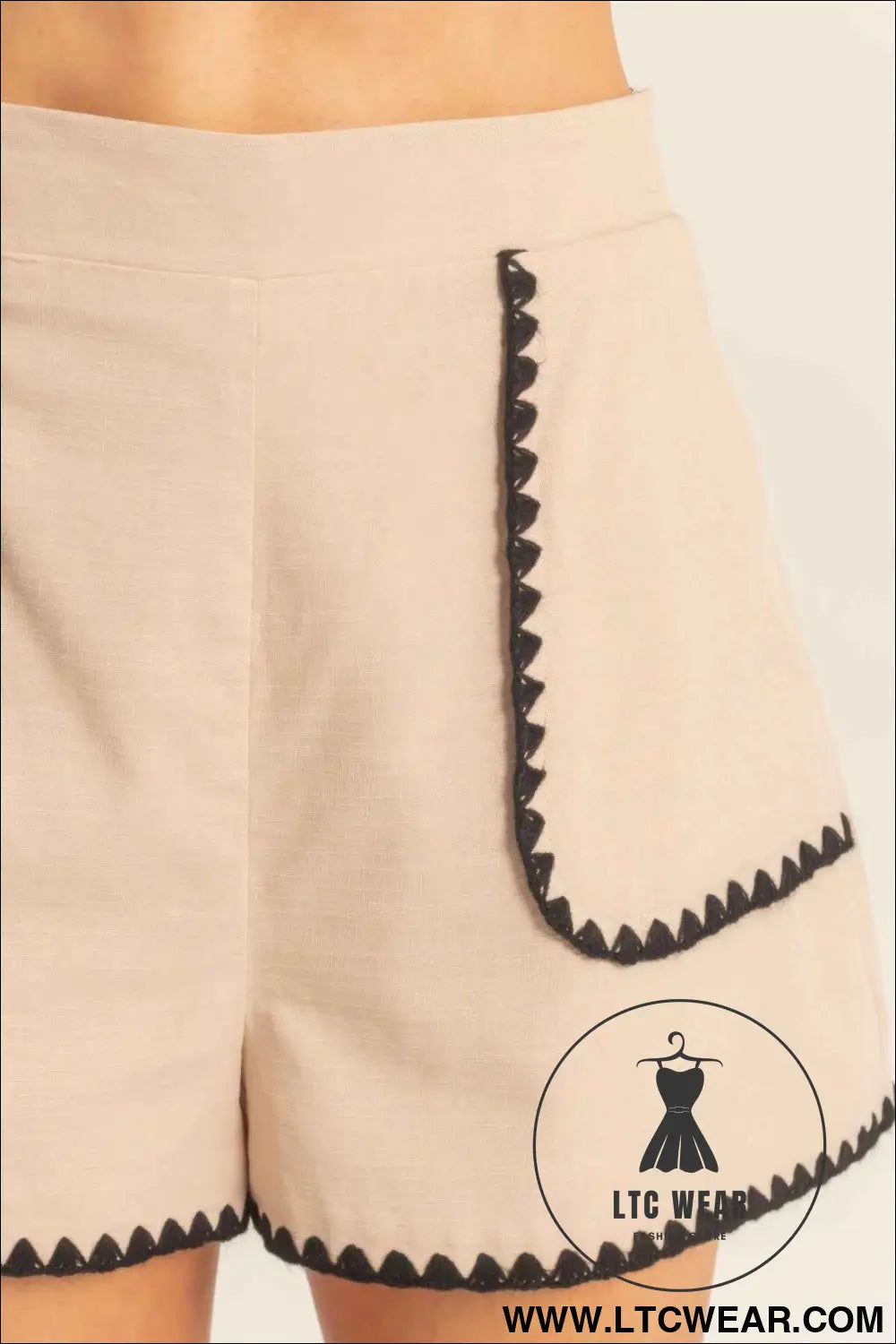 Scallop Trim High-waisted Shorts