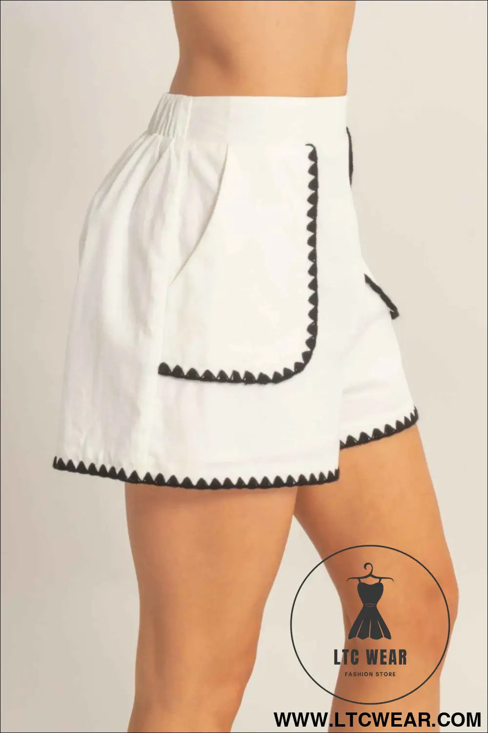 Scallop Trim High-waisted Shorts