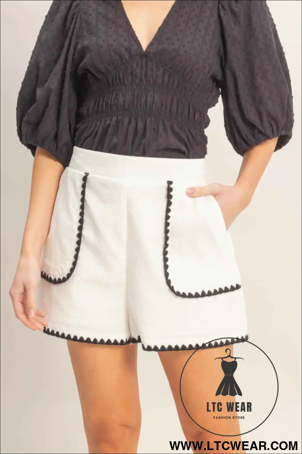 Scallop Trim High-waisted Shorts