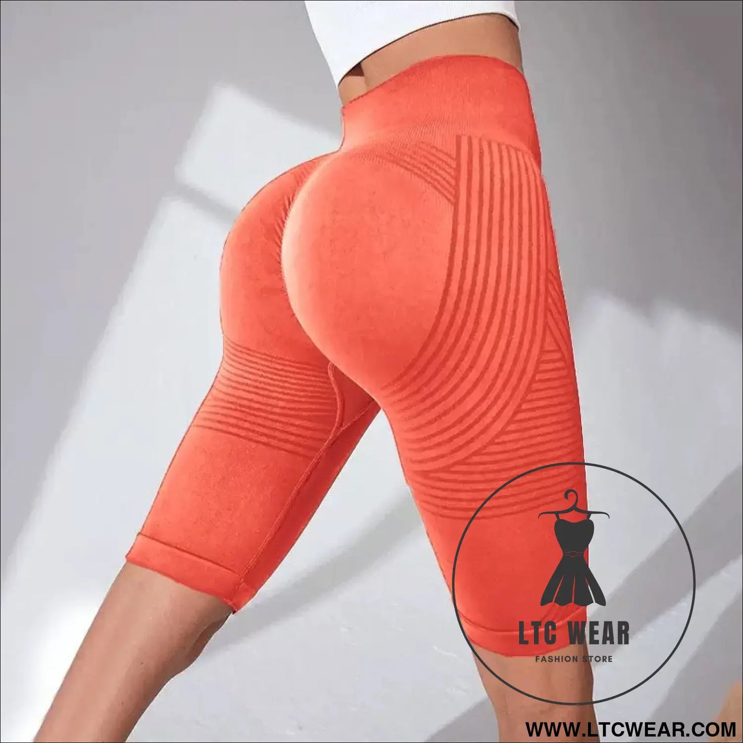 Seamless butt-lifting fitness pants with tummy control and high waist peach bottom yoga shorts - orange red / s
