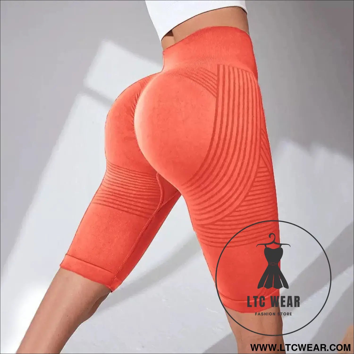 Seamless butt-lifting fitness pants with tummy control and high waist peach bottom yoga shorts - orange red / s
