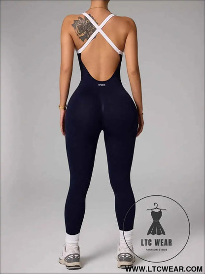 Seamless Yoga Jumpsuit: Quick-Dry Fitness Essential