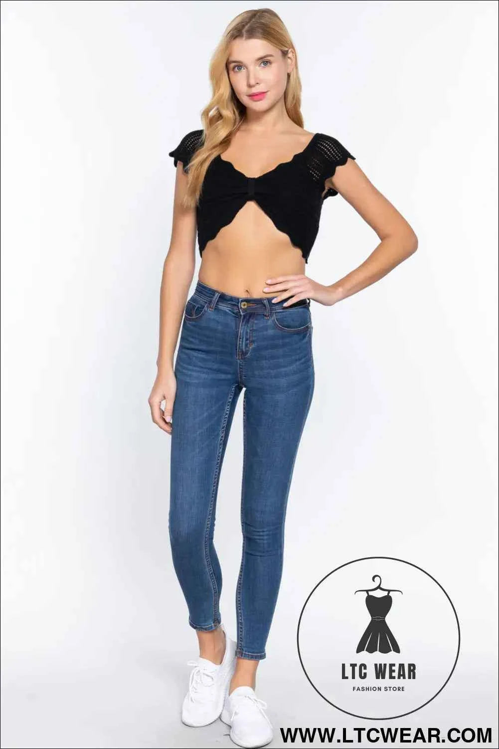 Short Sleeve V-neck Front Knot Detail Sweater Knit Crop Top