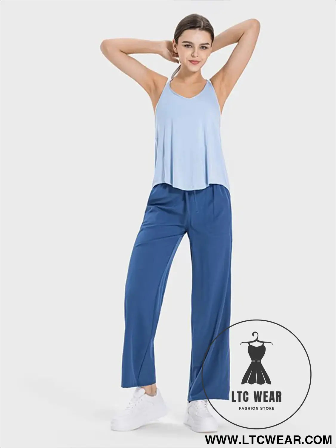 Slit scoop neck spaghetti strap active cami