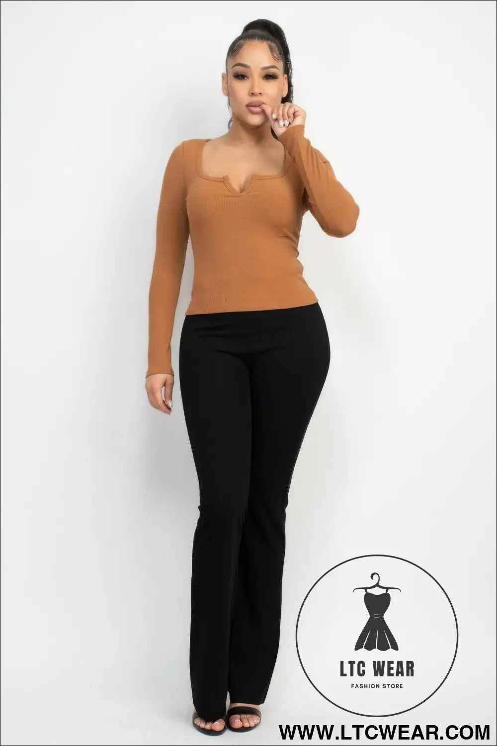 Solid V-collared Neck Top