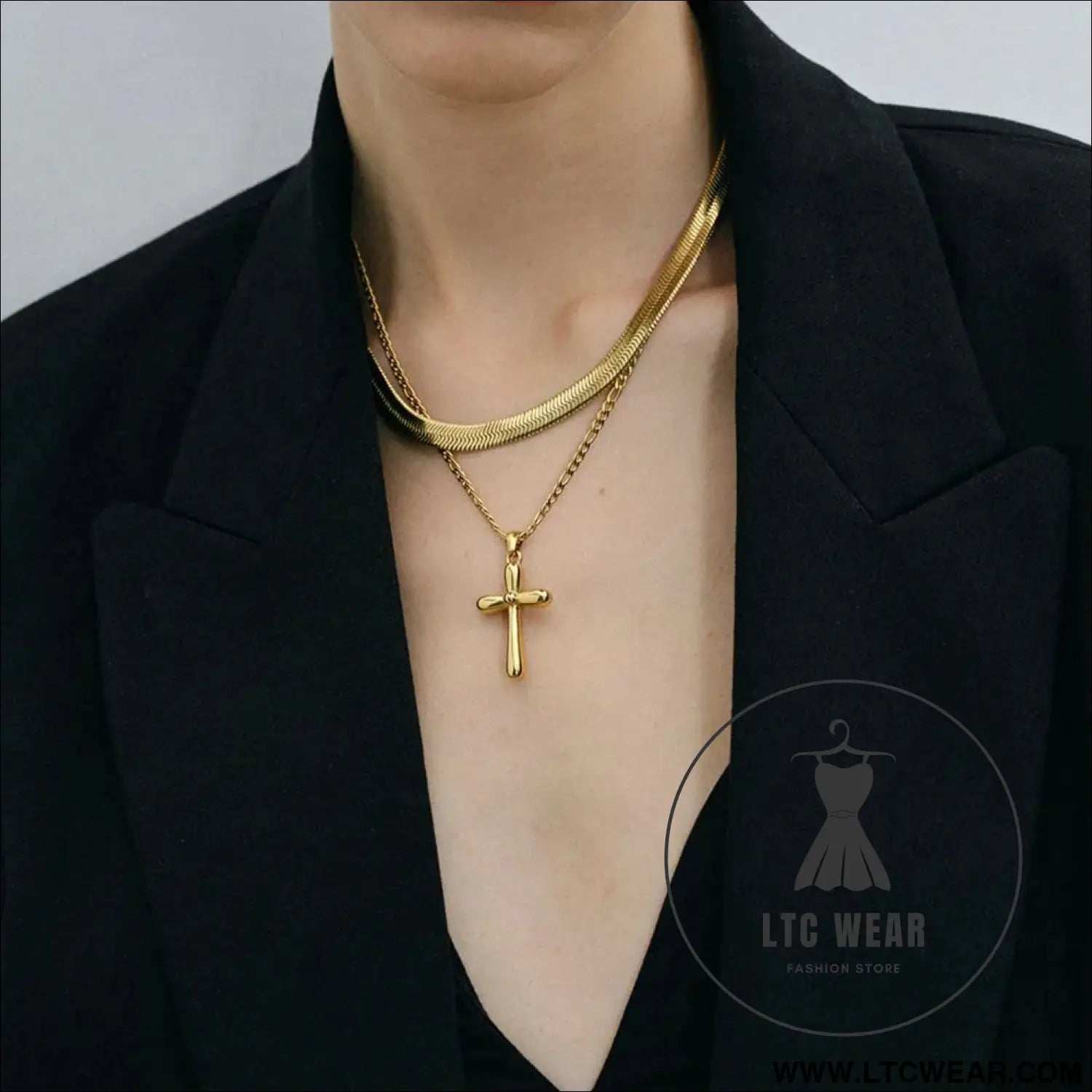 Stainless steel cross necklace - gold / one size