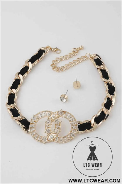 Starred Oo Chain Choker Necklace