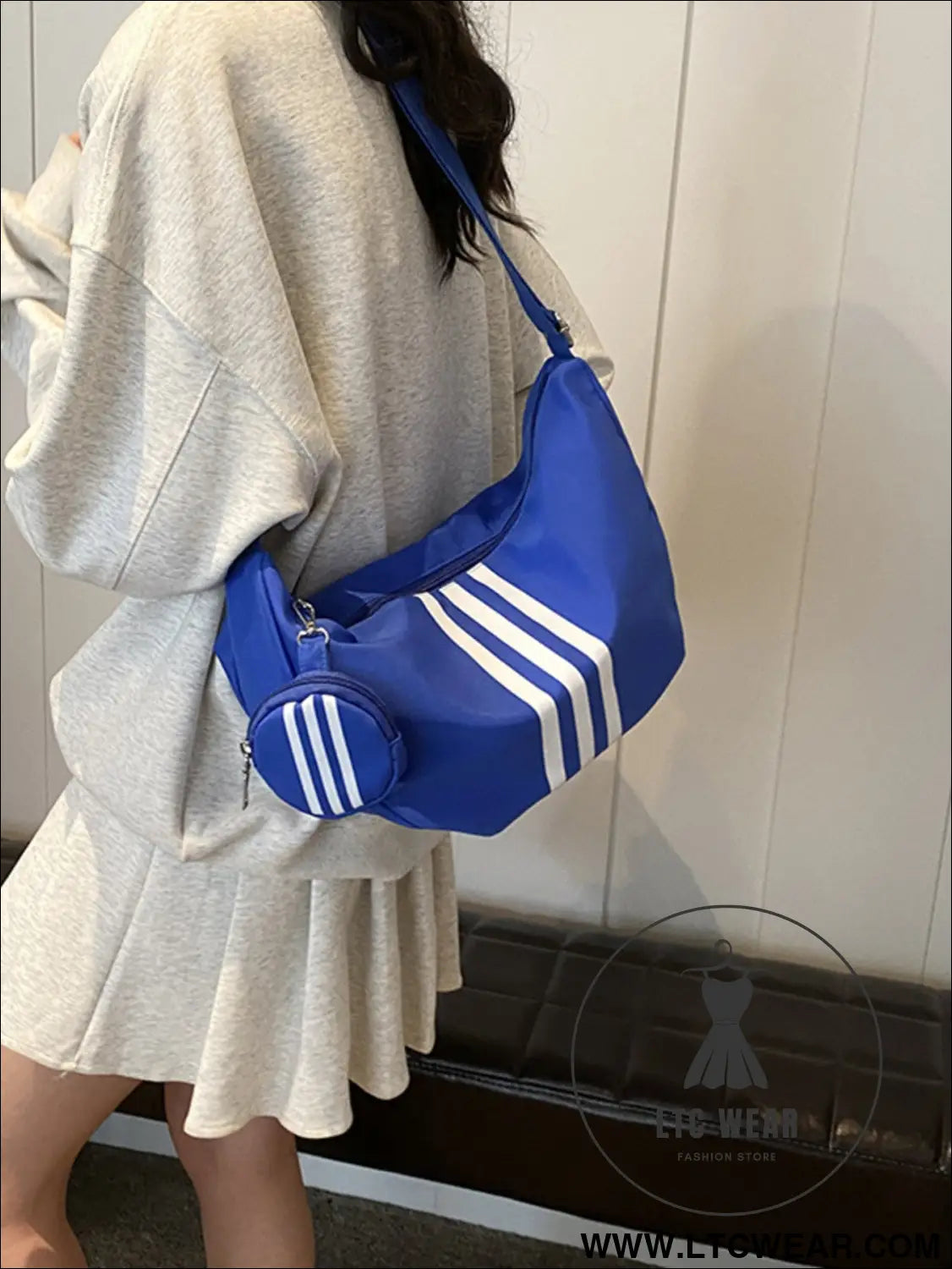 b243d9104ff74b398cd8610052766d57-Max