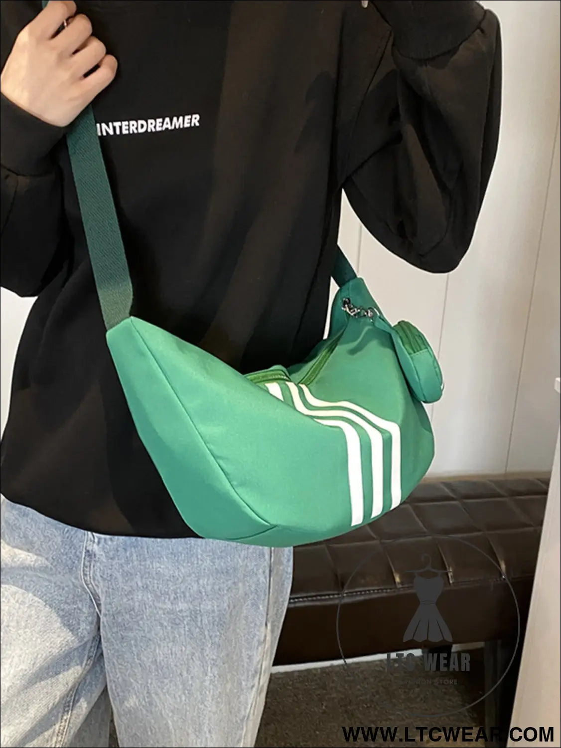 1b8ff91e2a9c498cadd3ef0698639a74-Max