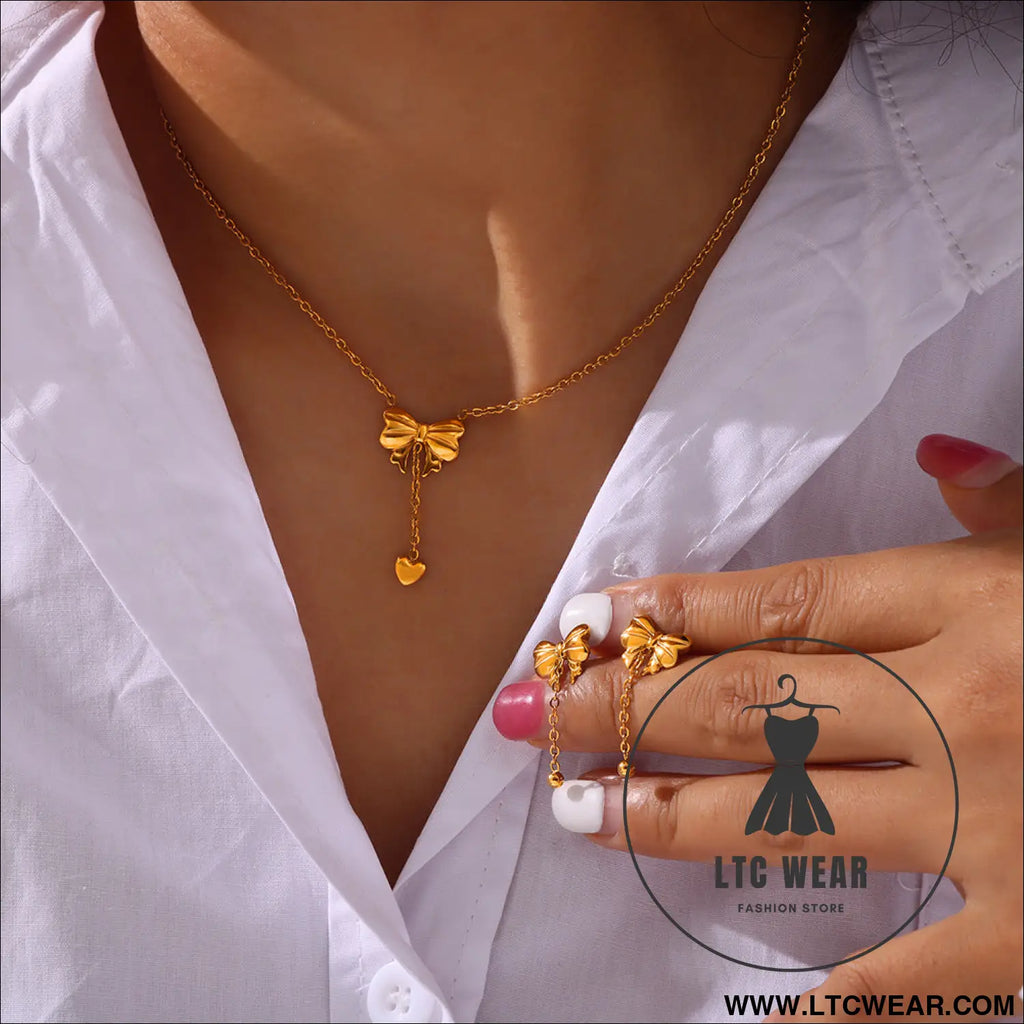 Titanium steel gold-plated bow pendant necklace - gold / one size