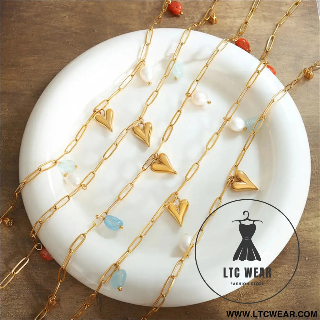 Titanium steel heart pendant necklace - gold / one size