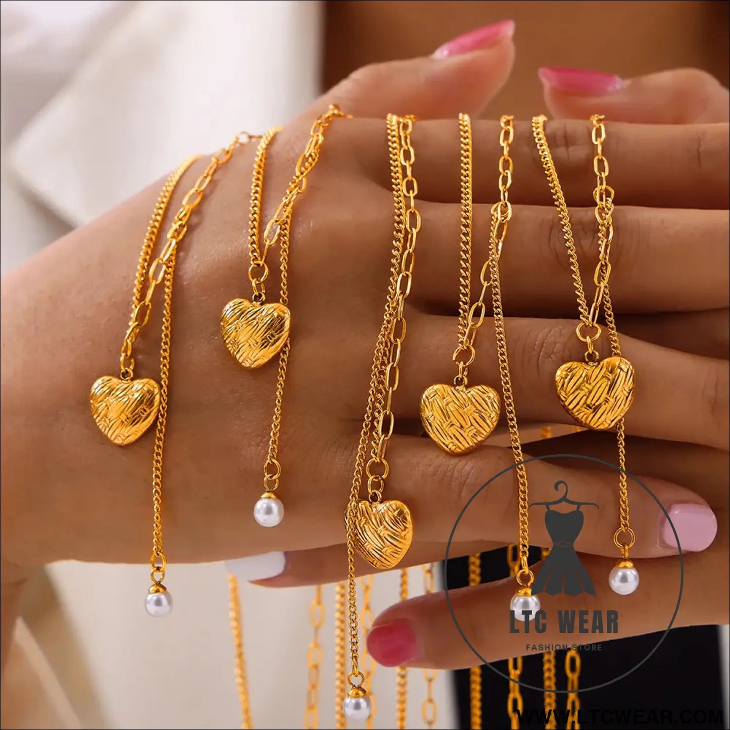 Titanium steel imitation pearl heart pendant necklace - gold / one size