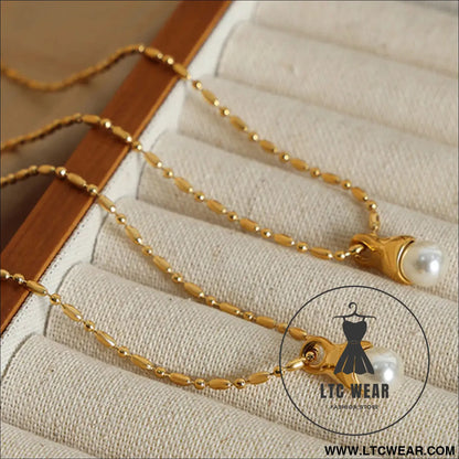 Titanium steel pearl pendant necklace - gold / one size