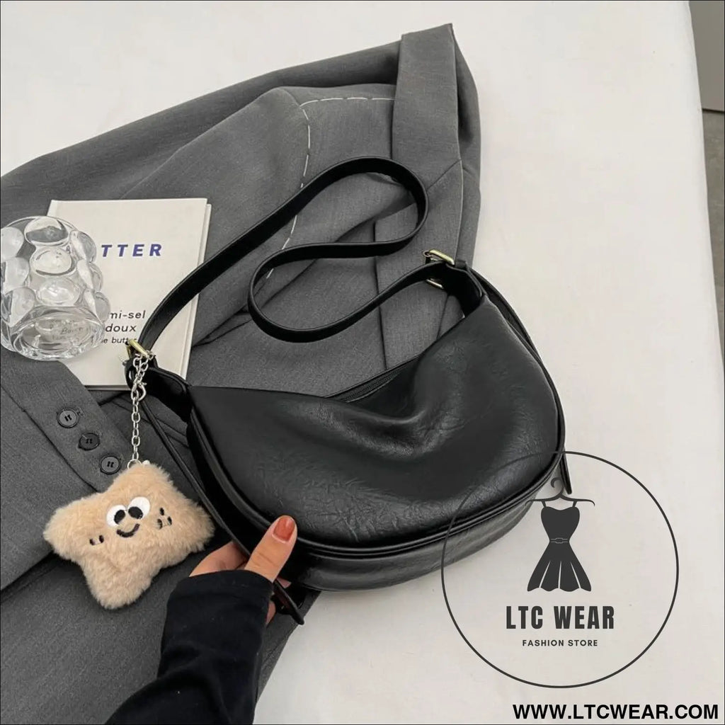 Trendy and popular shoulder bag crossbody bag dumpling bag - black with cookie pendant