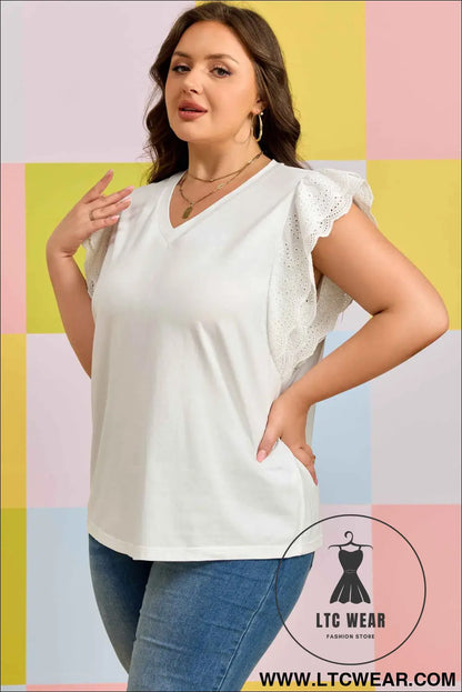 White Eyelet Crochet Splicing Short Sleeve Plus Size Tee