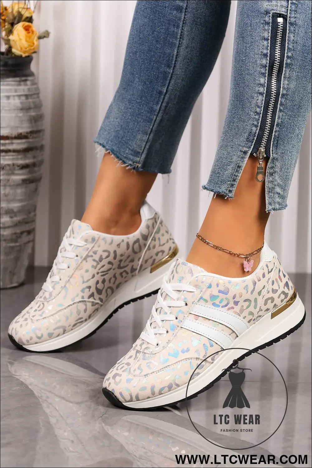White Leopard Print Lace-Up Low-Top Sneakers with Rubber Sole - L.T.C Wear Online Fashion Store