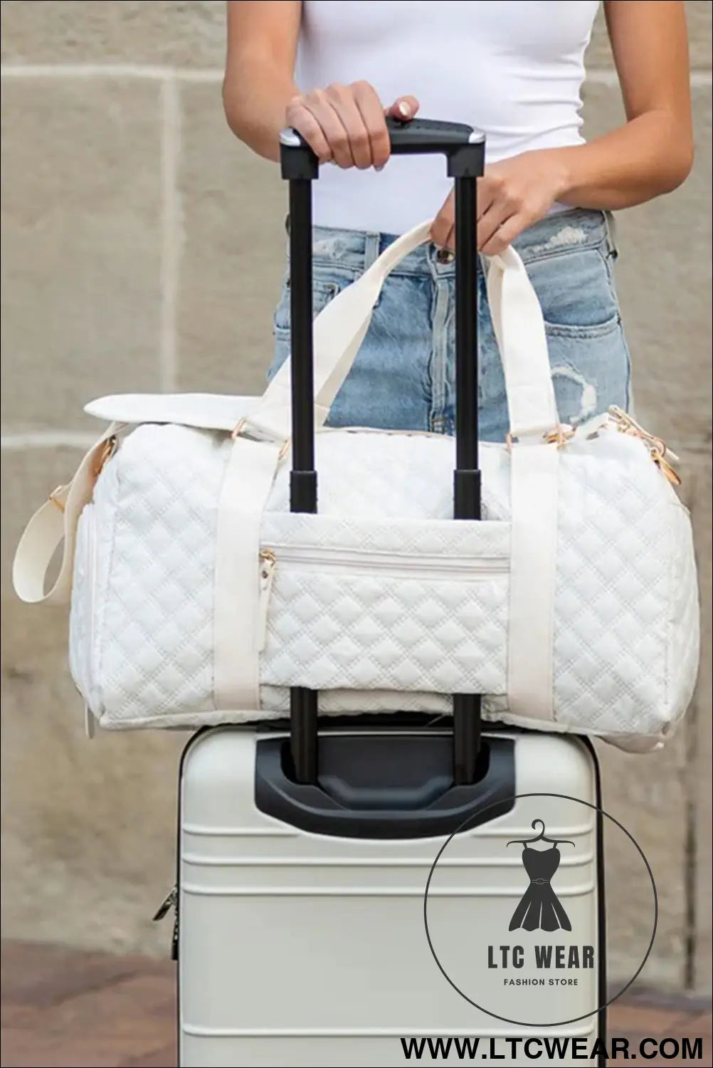 White plaid textured large capacity travel duffle bag - white / one size / 95% pu + 5% alloy - shoulder bags