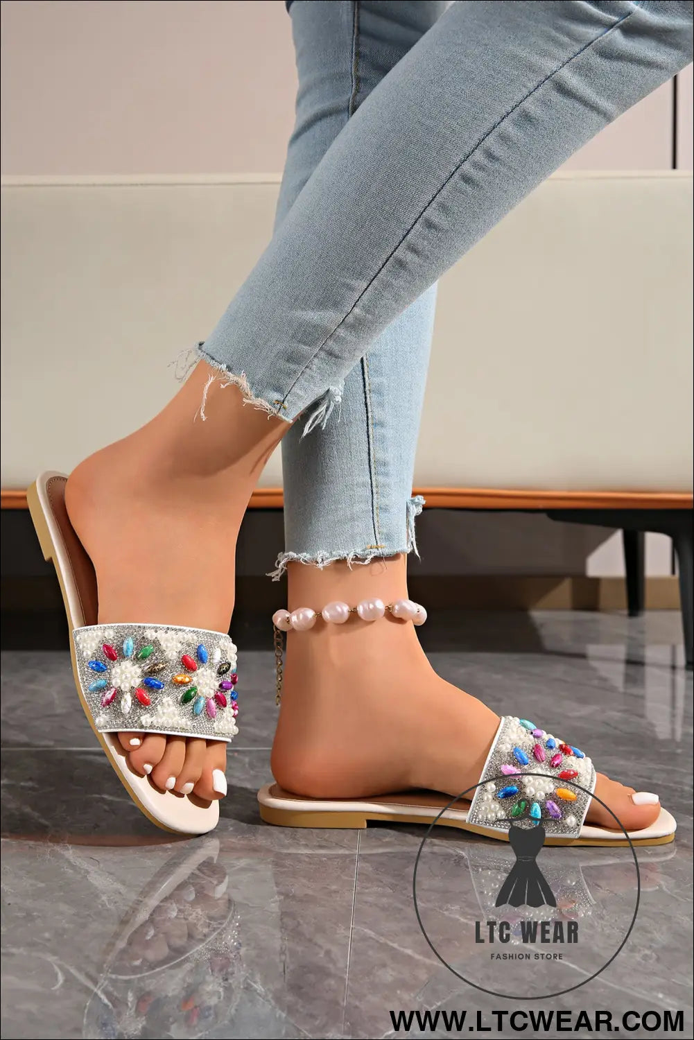 White rhinestone pearl decoration square head beach slippers - slippers