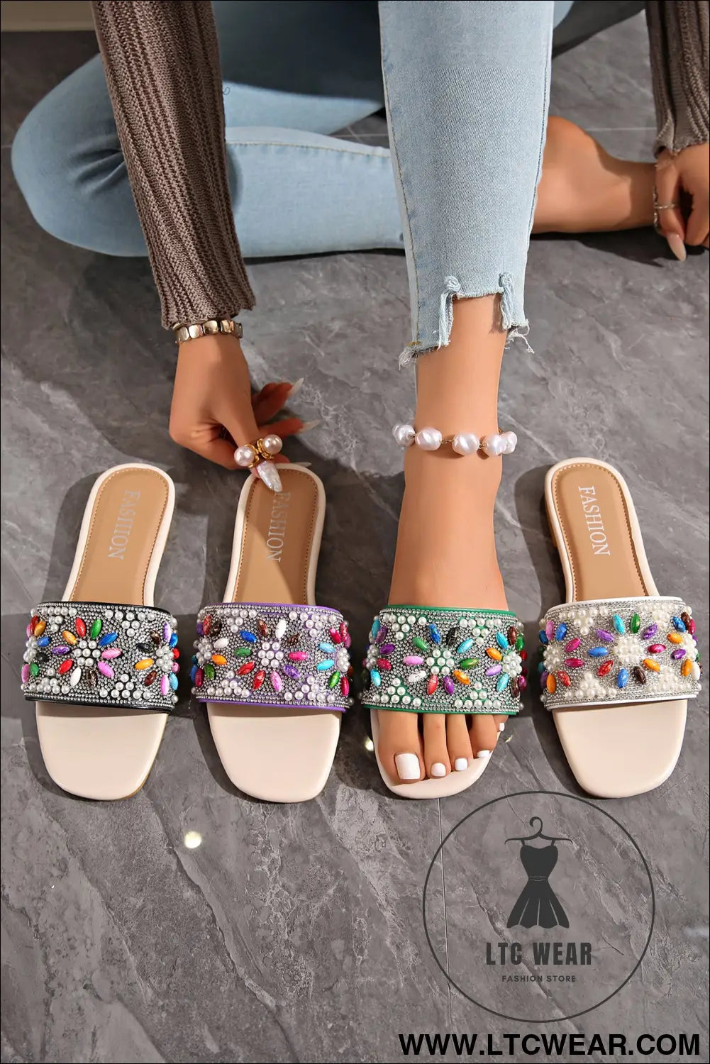 White rhinestone pearl decoration square head beach slippers - slippers