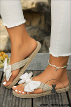 White stitched bow decor woven flip flop slippers - slippers